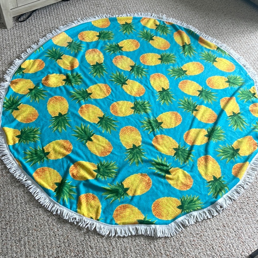 🍍 Beach Blanket